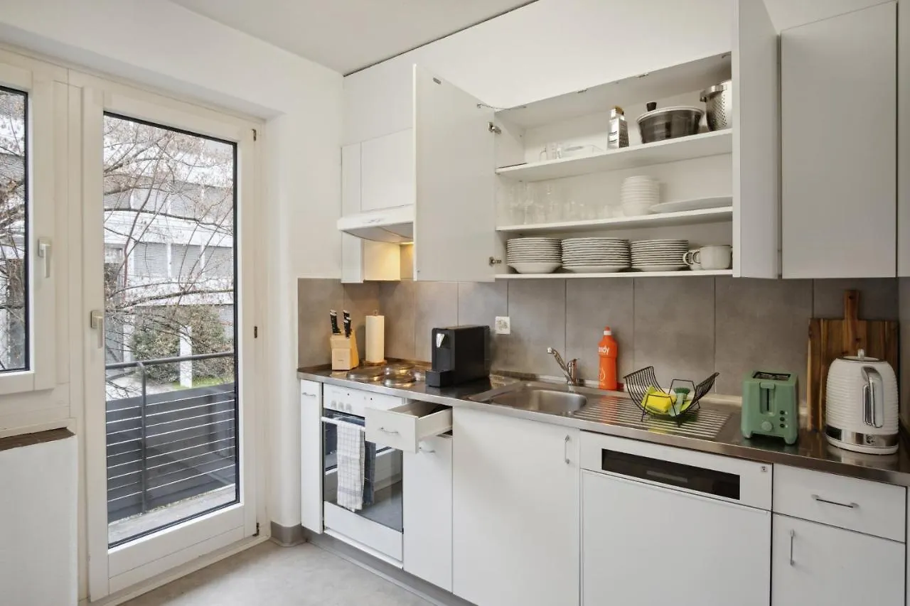 Spacious Apartment In The Heart Of Zurich Zltwg68