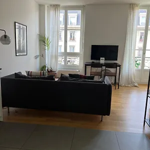 https://luxury-apartment-in-central-geneva.genevahotels4all.com