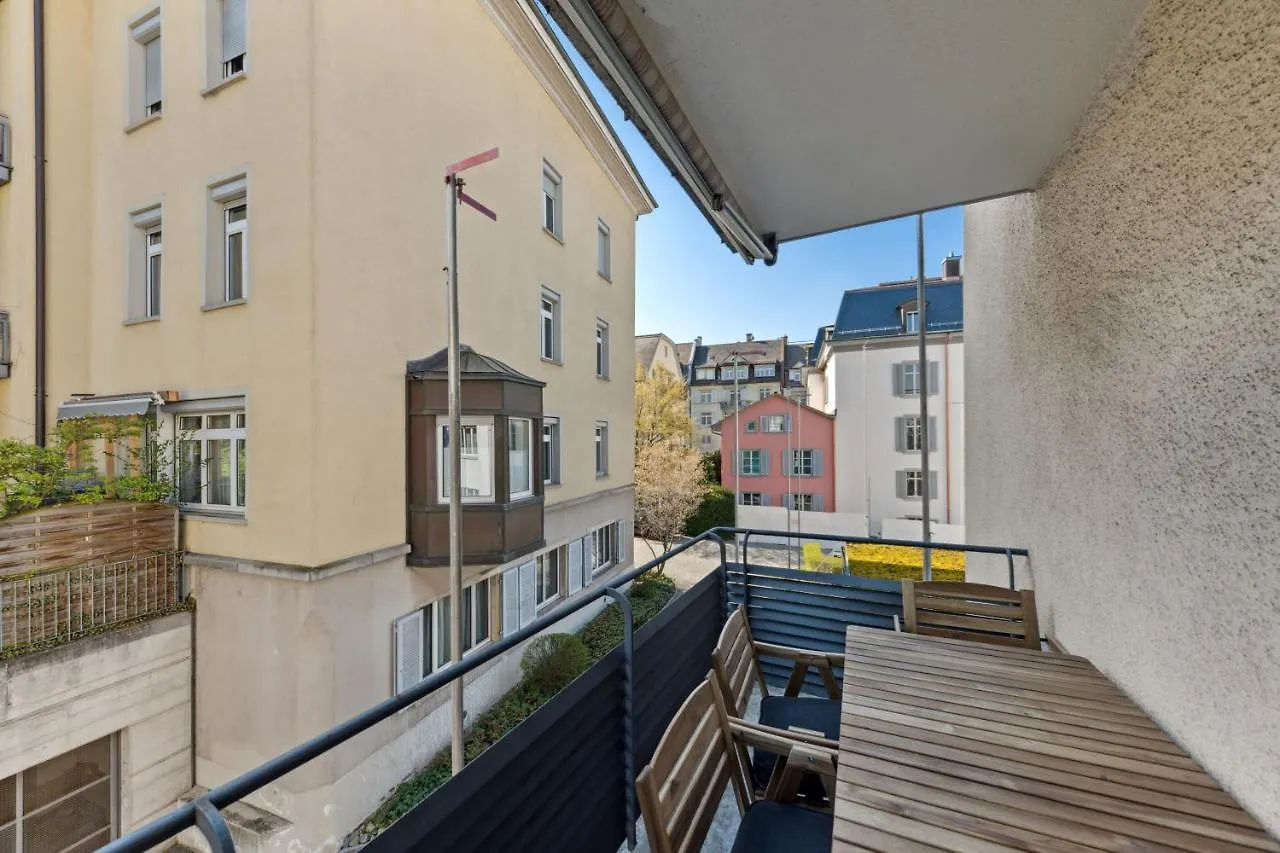 Spacious Apartment In The Heart Of Zurich Zltwg68 Suiza